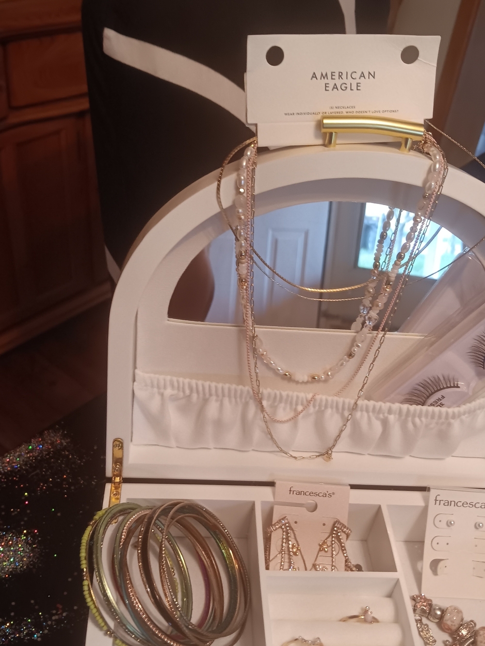 Jewelry Box Jewelry Included - Picture 2 of 6